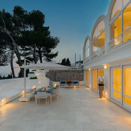 Villa In Capri *